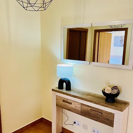 Maria Do Mar Caniço